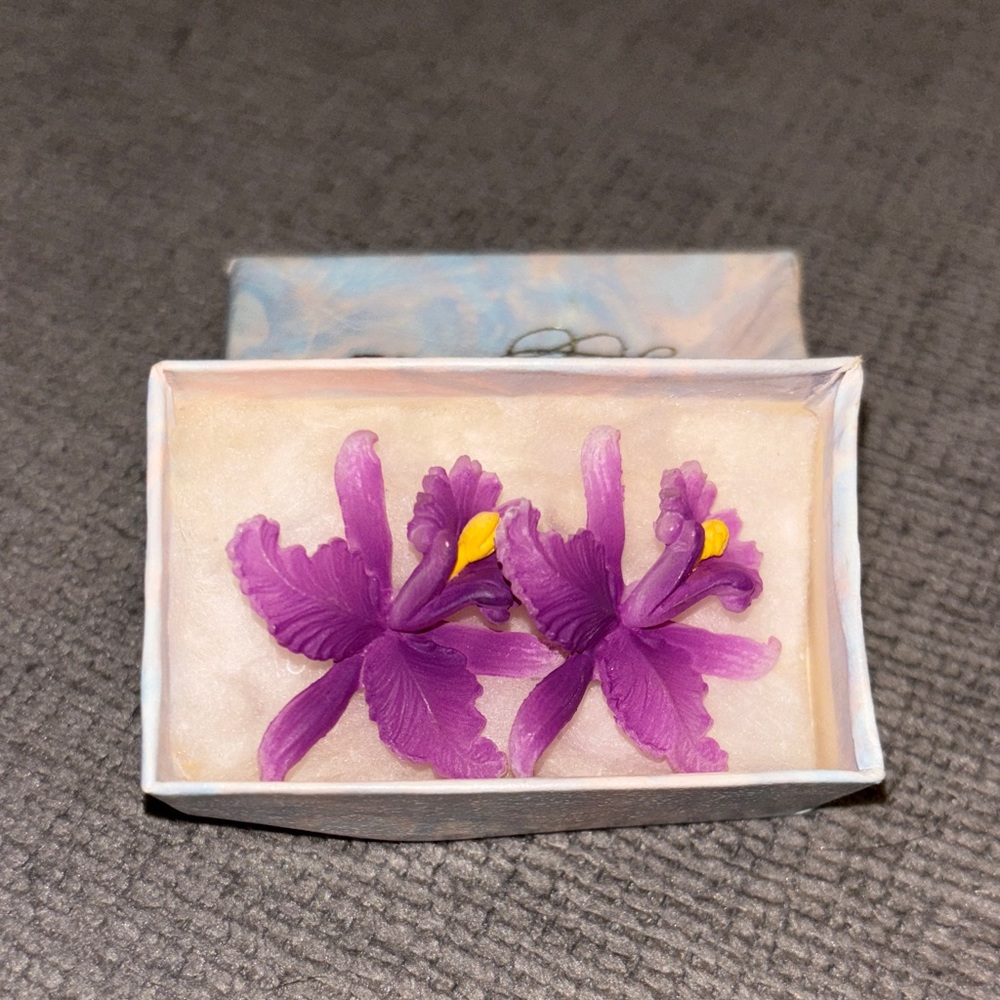Czech Handcut Iris Glass Vibrant Purple and Yellow Floral Earrings